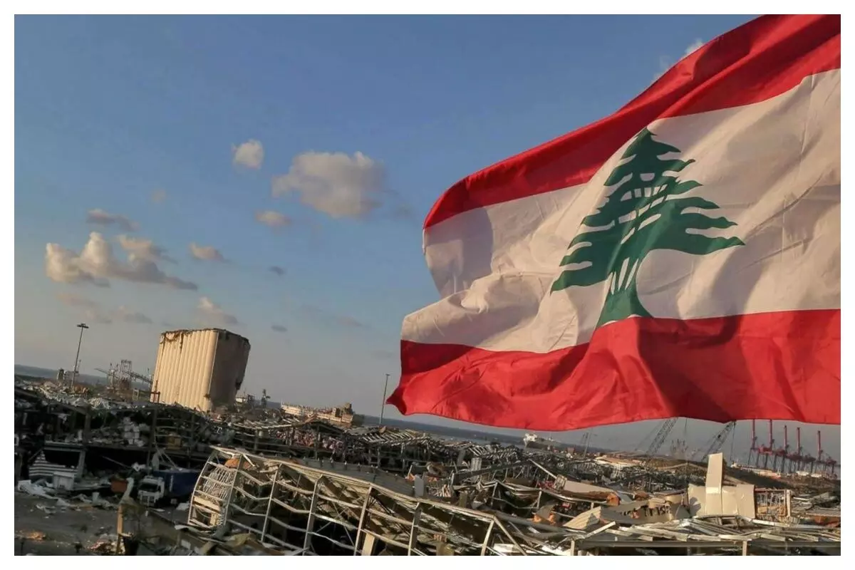 بیروت، ایستاده در غبار - ۳۸